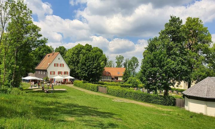 Gaststatte Haus Rechberg Zwischen Himmel und Erde